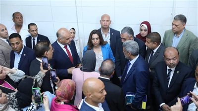 وزيرة التنمية المحلية ومحافظ القليوبية يفتتحان مجزر شبرا الخيمة