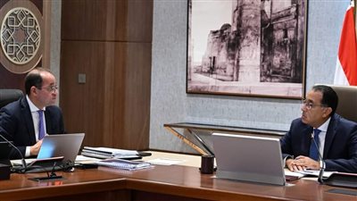 رئيس الوزراء يلتقي وزير المالية لمتابعة ملفات عمل الوزارة