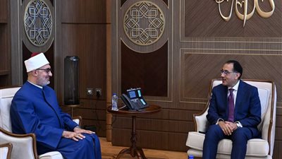 رئيس مجلس الوزراء يلتقى مفتي الجمهورية