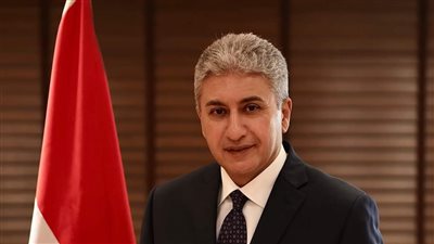 وزير السياحة يعتمد الضوابط المنظمة لتنفيذ رحلات العمرة للموسم الجديد