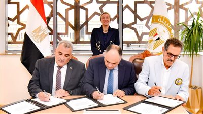 وزيرة البيئة تشهد توقيع بروتوكول مبادئ تنظيم الصيد الرياضي في البحر الأحمر