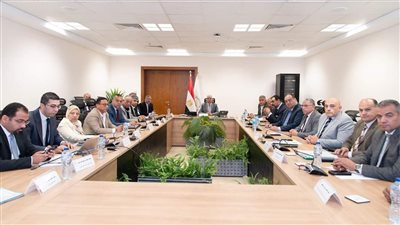 وزير الري يتابع موقف النقاط الساخنة خلال فترة أقصى الاحتياجات المائية
