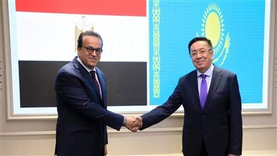 “عبدالغفار” يستقبل سفير جمهورية كازاخستان لبحث سبل التعاون في القطاع الصحي