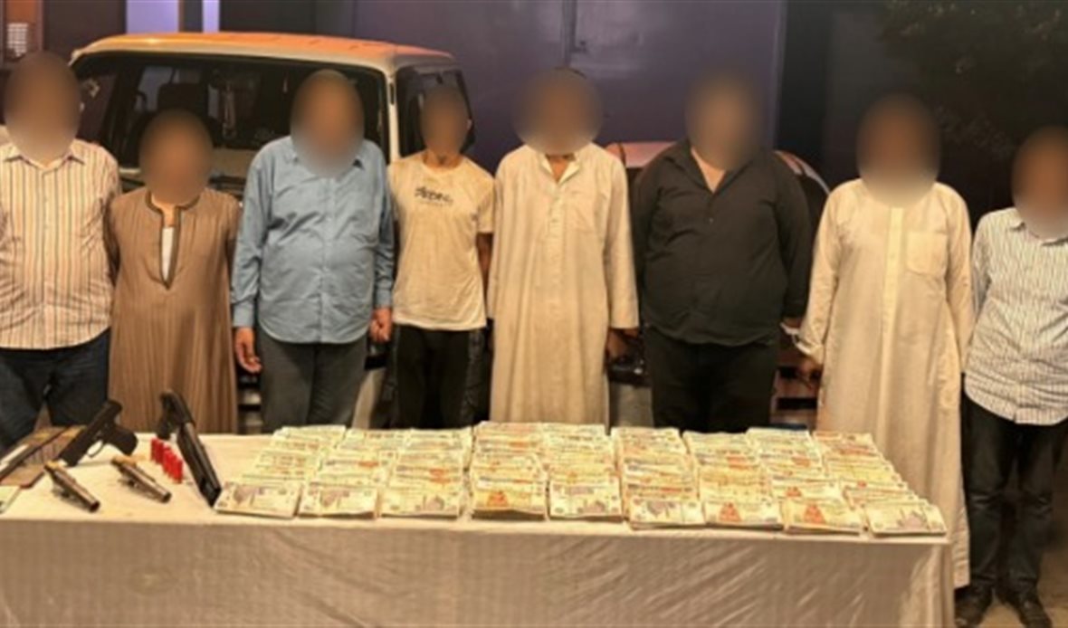 المتهمين 