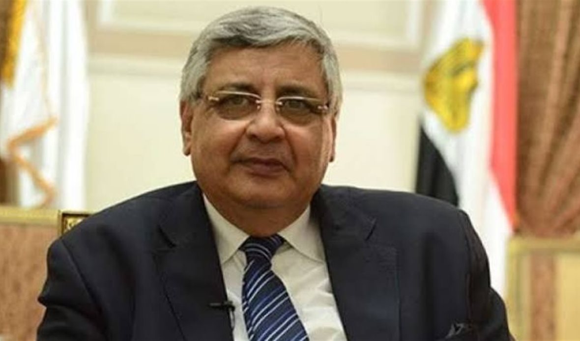 الدكتور محمد عوض