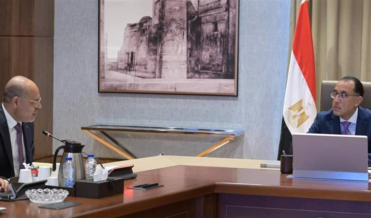 رئيس الوزراء ووزير