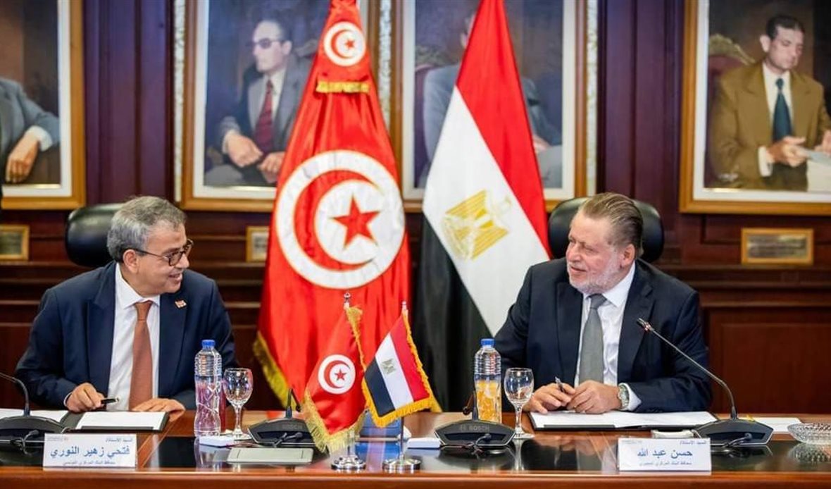 جانب من فعاليات توقيع