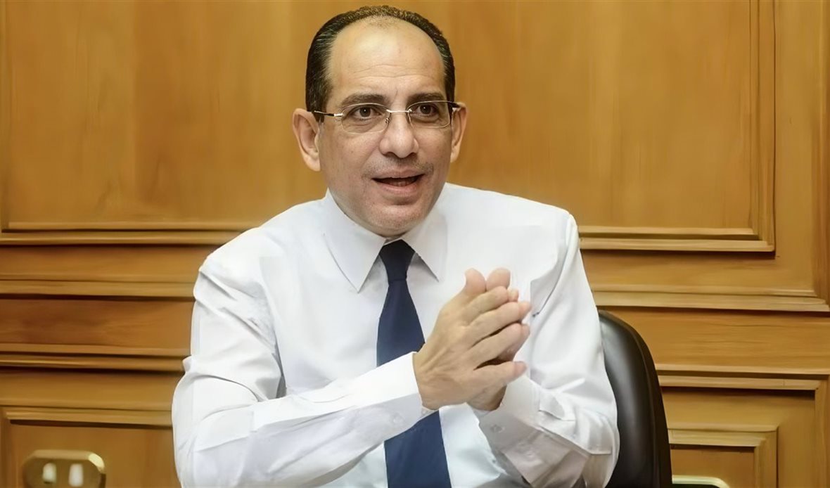 الدكتور خالد عبد