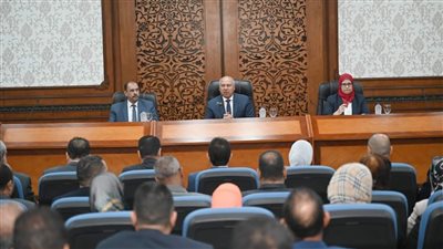كامل الوزير: تشكيل جمعية للمستثمرين بكل منطقة صناعية تتولى جميع الأعمال