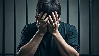 “محاكمة أحمد العليوي العيسى: جريمة تُثير الجدل حول الصحة النفسية والعنف المسلح في أمريكا”