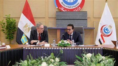 وزير الصحة يستقبل سفير السويد بالقاهرة 