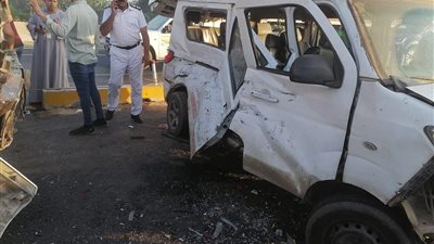 اصابة 7 أشخاص فى حادث تصادم 4 سيارات أعلى الطريق الأقليمى (صور)