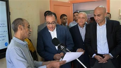 خلال زيارته للأقصر.. رئيس الوزراء يتابع سير وانتظام العملية التعليمية