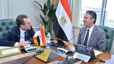 وزير التموين يستقبل السفير الفرنسي بالقاهرة لمناقشة سبل تعزيز التعاون المشترك