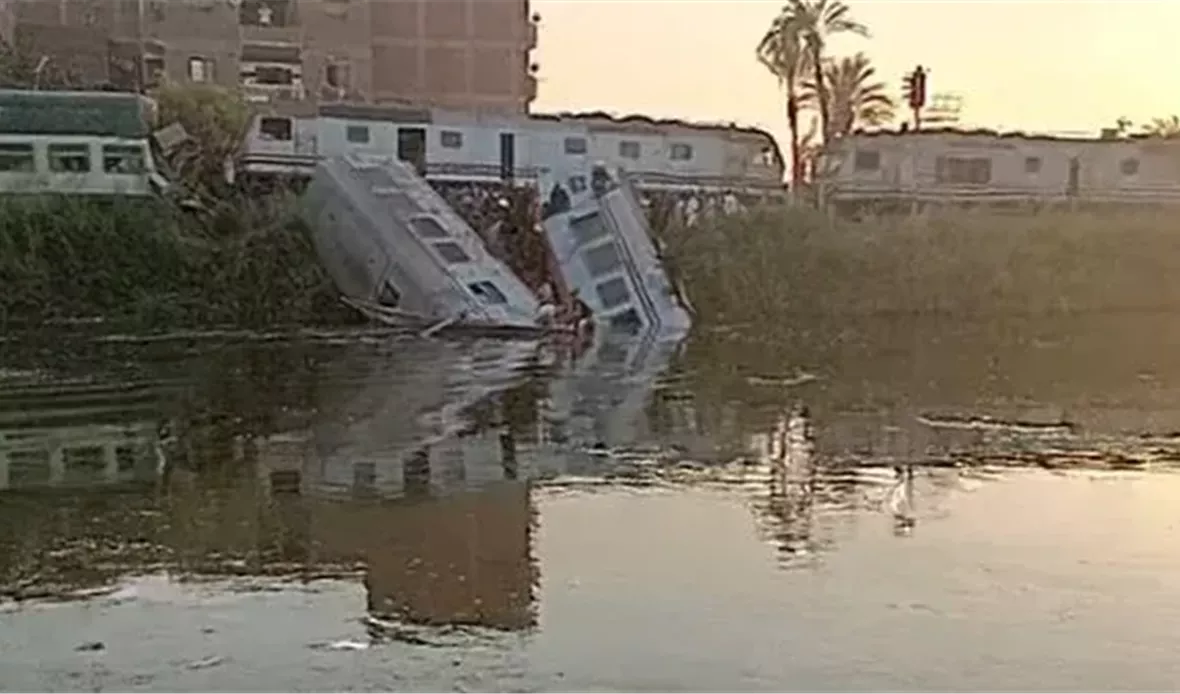 حادث تصادم قطارين