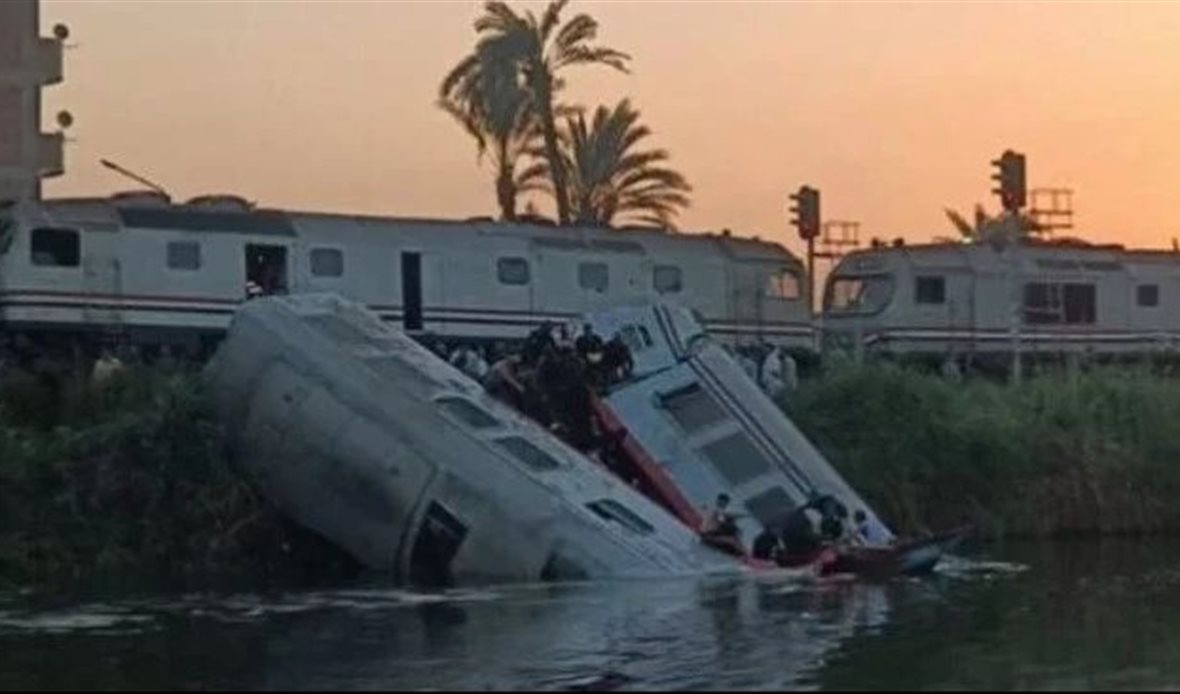 حادث تصادم قطارين