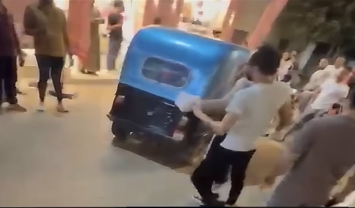 مشهد من الفيديو