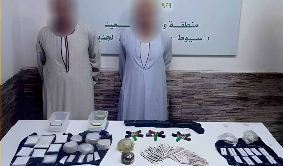 المتهمين
