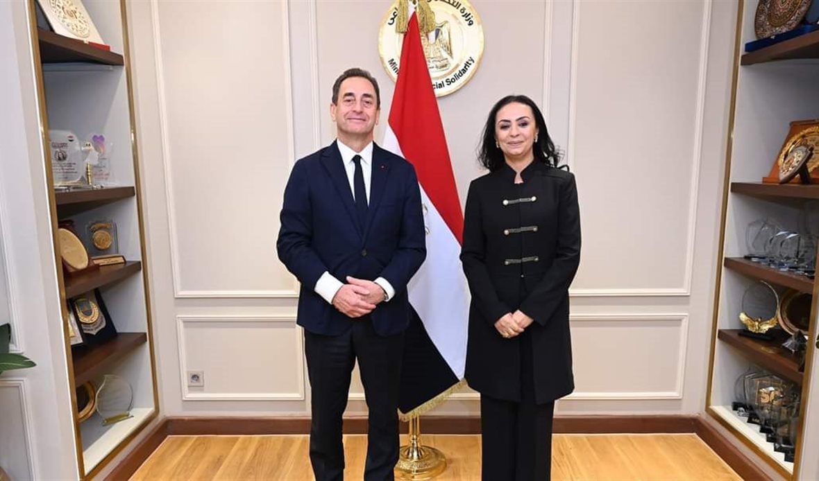 وزيرة التضامن وسفير