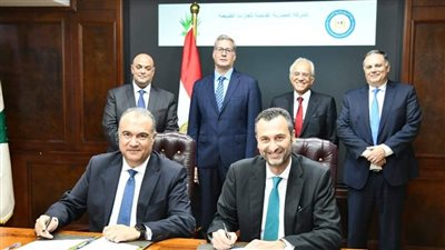 وزير البترول يشهد توقيع اتفاق شراكة بين “إيجاس” و