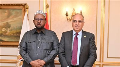 “سويلم” يلتقي نائب وزير الدولة للطاقة والموارد المائية بجمهورية الصومال