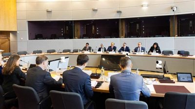 وزير الاستثمار يلتقي المفوض الأوروبي للتجارة
