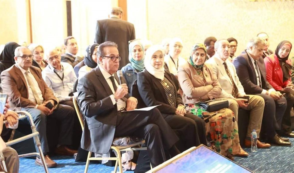 الدكتور خالد عبدالغفار