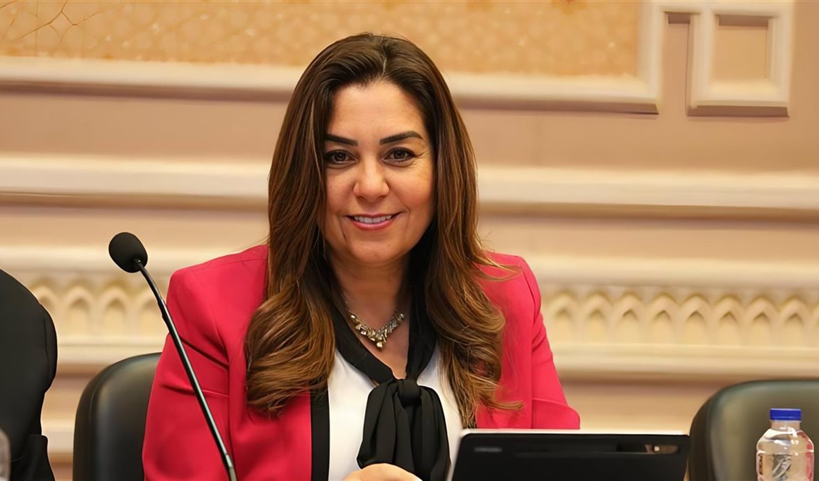 وزيرة التنمية المحلية