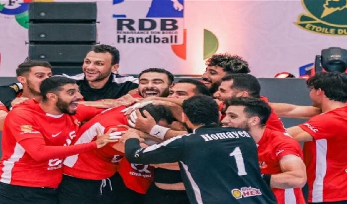 احتفال لاعبي الأهلي