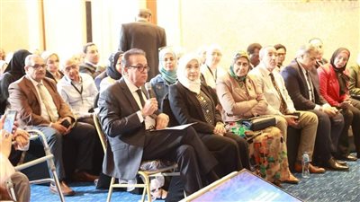 وزير الصحة يؤكد على أهمية التوعية بإتباع أنماط غذائية سليمة للوقاية من أمراض سوء التغذية