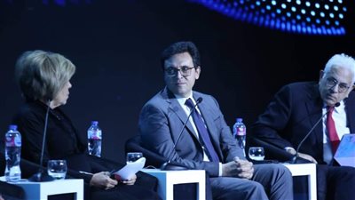 “هنو” يشارك في جلسة 