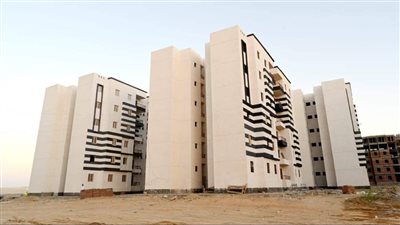 وزير الإسكان يتابع موقف تنفيذ وحدات المبادرة الرئاسية 