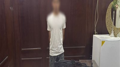 ضبط عاطل بتهمة الاتجار في الأسلحة النارية بالجيزة