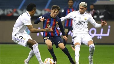 التعادل السلبي يحسم الشوط الأول بين ريال مدريد وبرشلونة