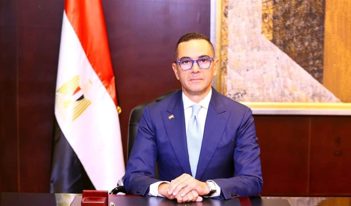 حسن الخطيب وزير الاستثمار