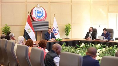وزير الصحة يستقبل وفدا من برنامج 