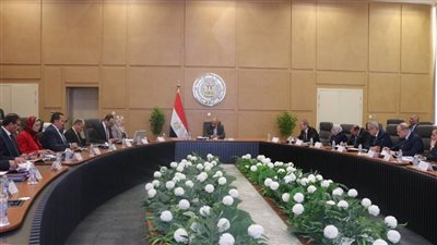 وزير الكهرباء: التزام كامل بتقديم خدمة كهربائية متوافقة مع إنجازات البنية التحتية