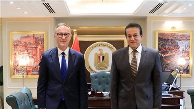 وزير الصحة يستقبل سفير جمهورية لاتفيا في مصر