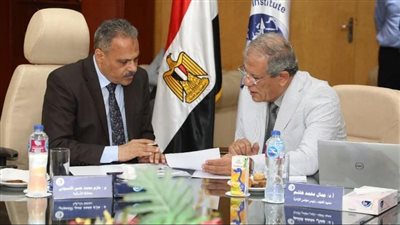 محافظ الشرقية يشارك في اجتماع المعهد التكنولوجي بالعاشر: خطوات جديدة للارتقاء بالتعليم والبحث العلمي