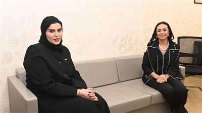 على هامش المنتدى الحضري العالمي.. مايا مرسي تلتقي وزيرة التنمية الاجتماعية والأسرة في دولة قطر