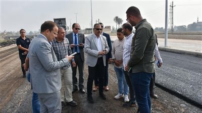 محافظ الشرقية يتابع تقدم توسعة طريق طحلة بردين بتكلفة 66 مليون جنيه لتحسين المرور وتخفيف الزحام