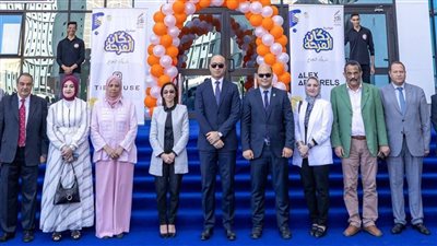 “دكان الفرحة” في جامعة دمنهور: ملابس مجانية لـ 2000 طالب برعاية صندوق تحيا مصر