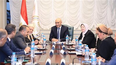 وزير التعليم يبحث مع “مصر الخير” تعزيز الشراكة لتطوير التعليم في المناطق الأكثر احتياجاً
