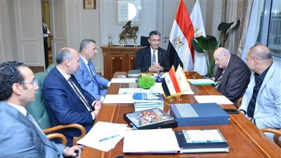 وزير التموين يلتقي رئيس الشعبة العامة للمخابز