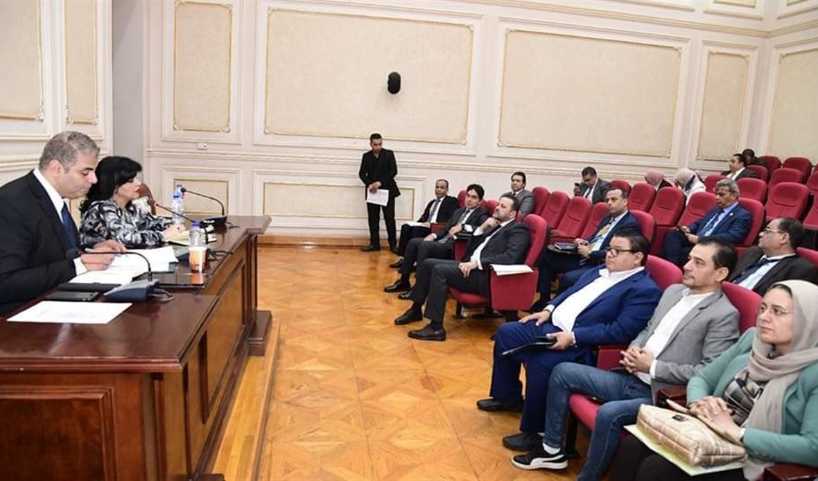 لجنة الإعلام بمجلس