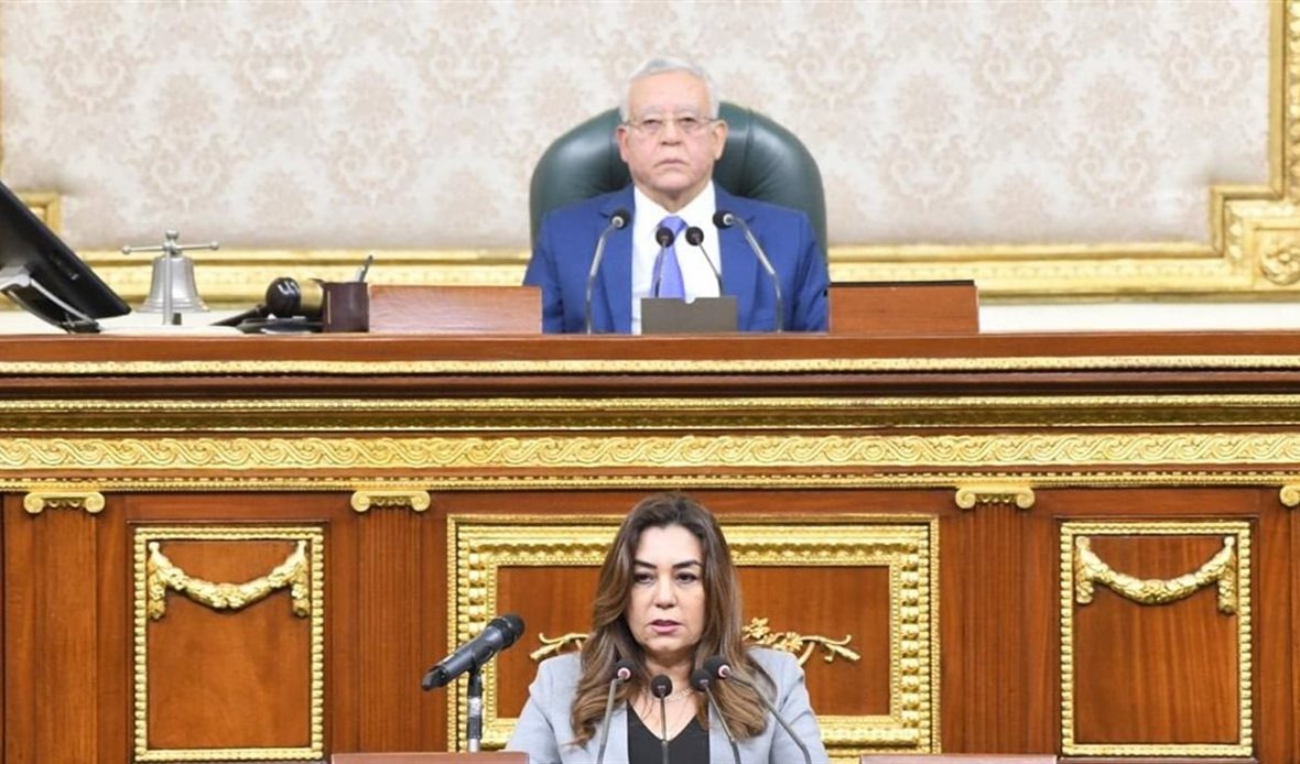 جانب من الجلسة 