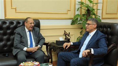 الجيزة تنظم أسواقًا يومية لتوفير السلع بأسعار مناسبة: مبادرة لتحسين حياة المواطنين