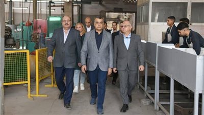 في زيارة مفاجئة.. وزير الإنتاج الحربي يوجه بتطوير الأداء وتحقيق أعلى معايير الجودة والسلامة