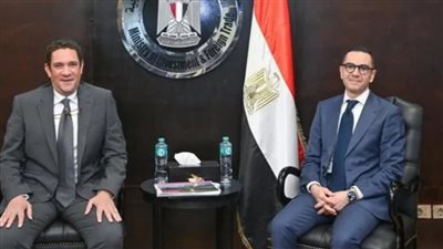 وزير الاستثمار يلتقي بالمدير التنفيذي لشركة أفكو الإماراتية لإنتاج زيت الطعام والصابون