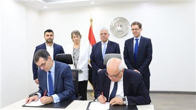 جامعة المستقبل تعقد شراكة أكاديمية مع جامعة إيست إنجليا البريطانية لتعزيز التعليم والبحث العلمي